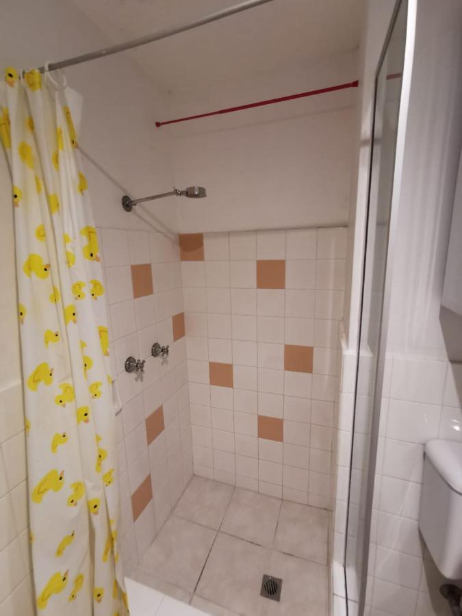 Surfers Holiday Apartments โกลด์โคสต์ ภายนอก รูปภาพ